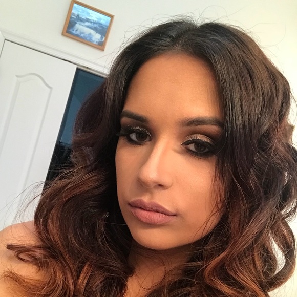 Meet your Posher, Keely - Picture 1 of 1